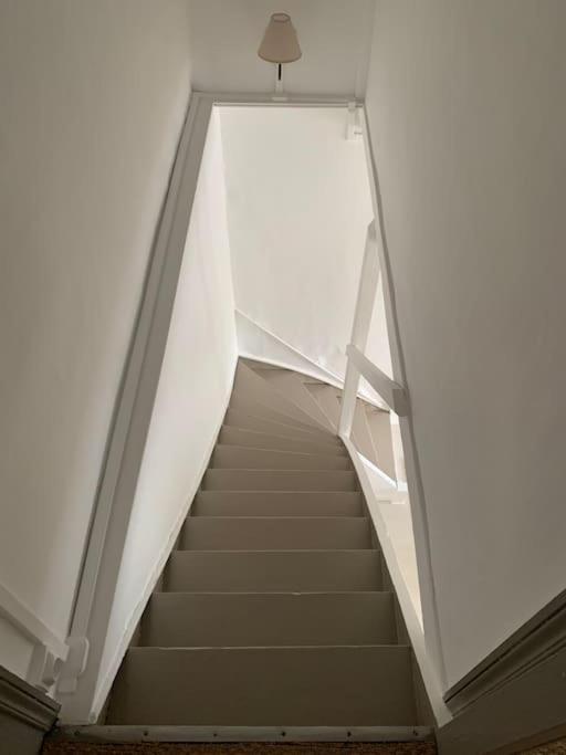 Gite La Petite Maison Guîtres Exteriör bild